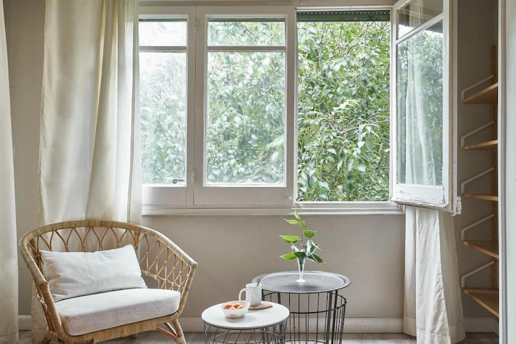 Magnificent 4 Bedroom Apartment In Eixample Barcelona Bagian luar foto